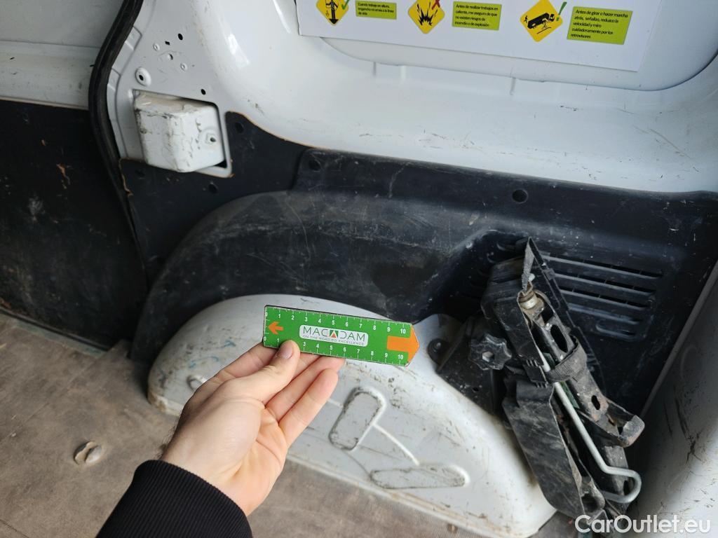  Renault  Kangoo RENAULT  FURGÓN VU 3p 2G furgón deriv Profesional dCi 90 Euro 6 #15