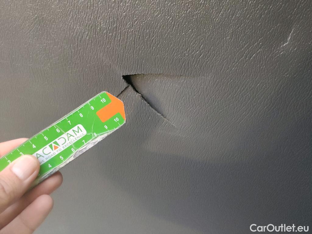  Peugeot  Boxer PEUGEOT  / 2014 / 4P / combi Combi 5/9 Pl 330 L1H1 BlueHDi 88KW (120) #26