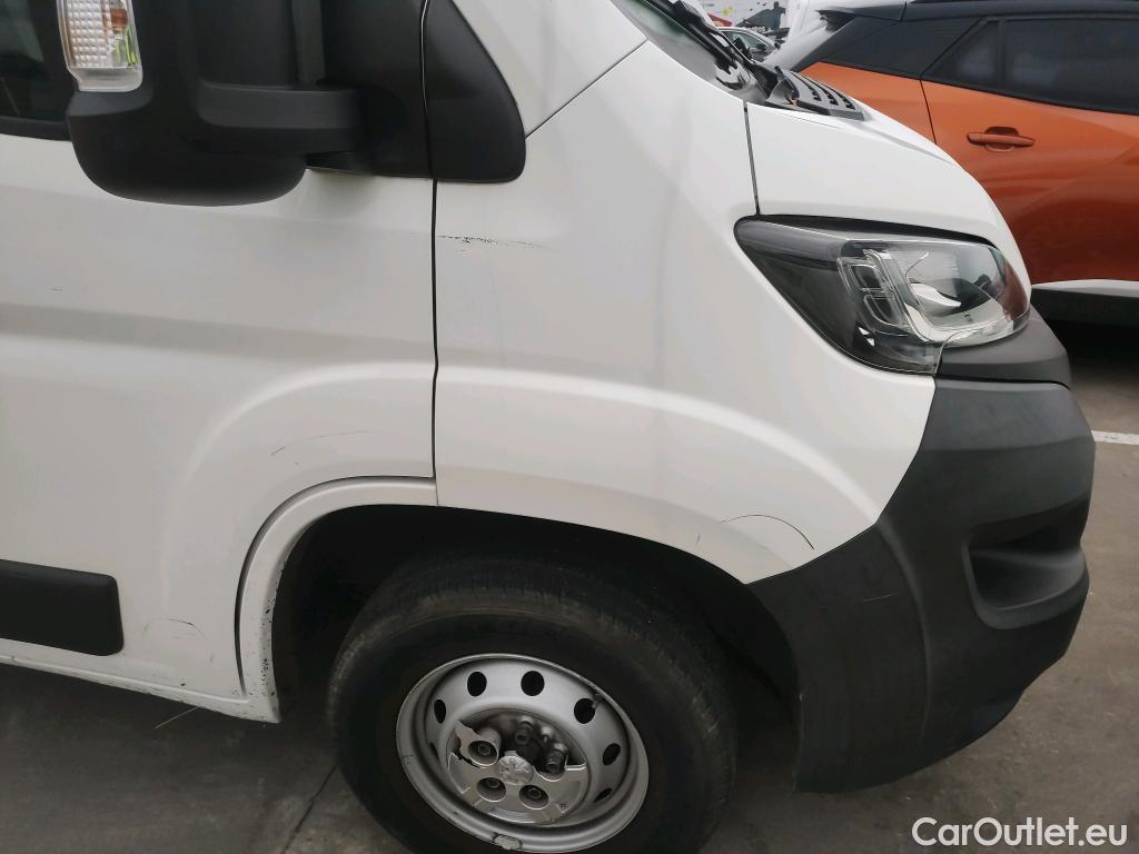  Peugeot  Boxer PEUGEOT  / 2014 / 4P / combi Combi 5/9 Pl 330 L1H1 BlueHDi 88KW (120) #23