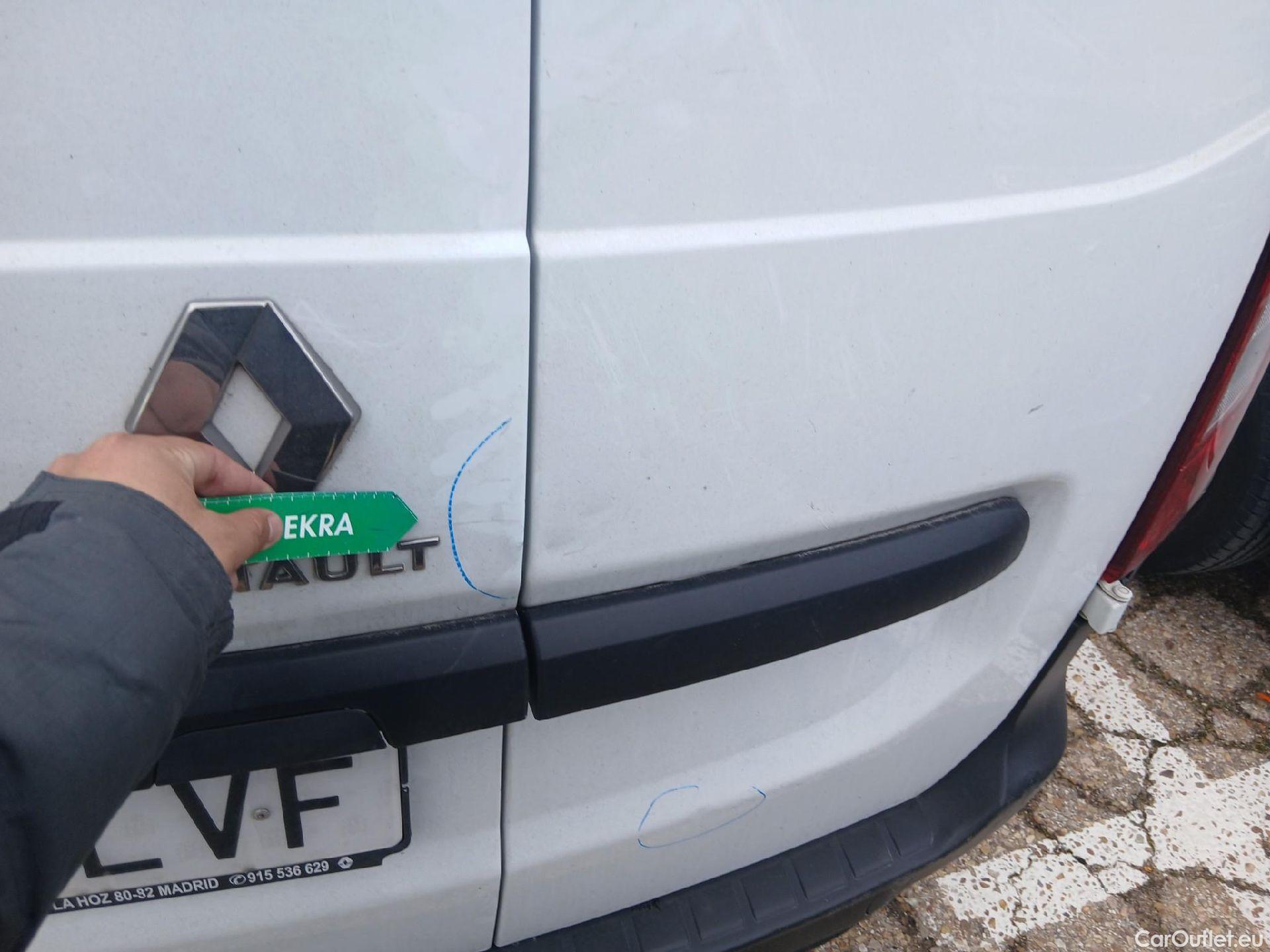  Renault  EXPRESS RENAULT  / 2021 / 4P / furgón derivado de turismo Confort 1.5 Blue dCi 70 kW (95 cv) #24