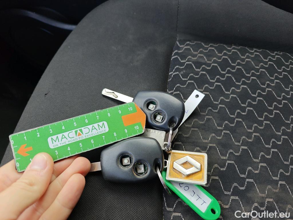  Renault  Kangoo RENAULT  FURGÓN VU 3p 2G furgón deriv Profesional dCi 90 Euro 6 #11