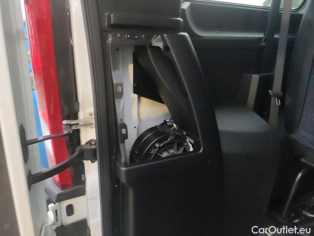  Peugeot  Boxer PEUGEOT  / 2014 / 4P / combi Combi 5/9 Pl 330 L1H1 BlueHDi 88KW (120) #31