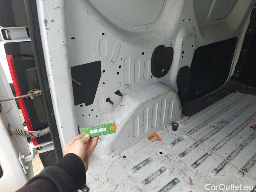  Renault  EXPRESS RENAULT  / 2021 / 4P / furgón derivado de turismo Confort 1.5 Blue dCi 70 kW (95 cv) #40