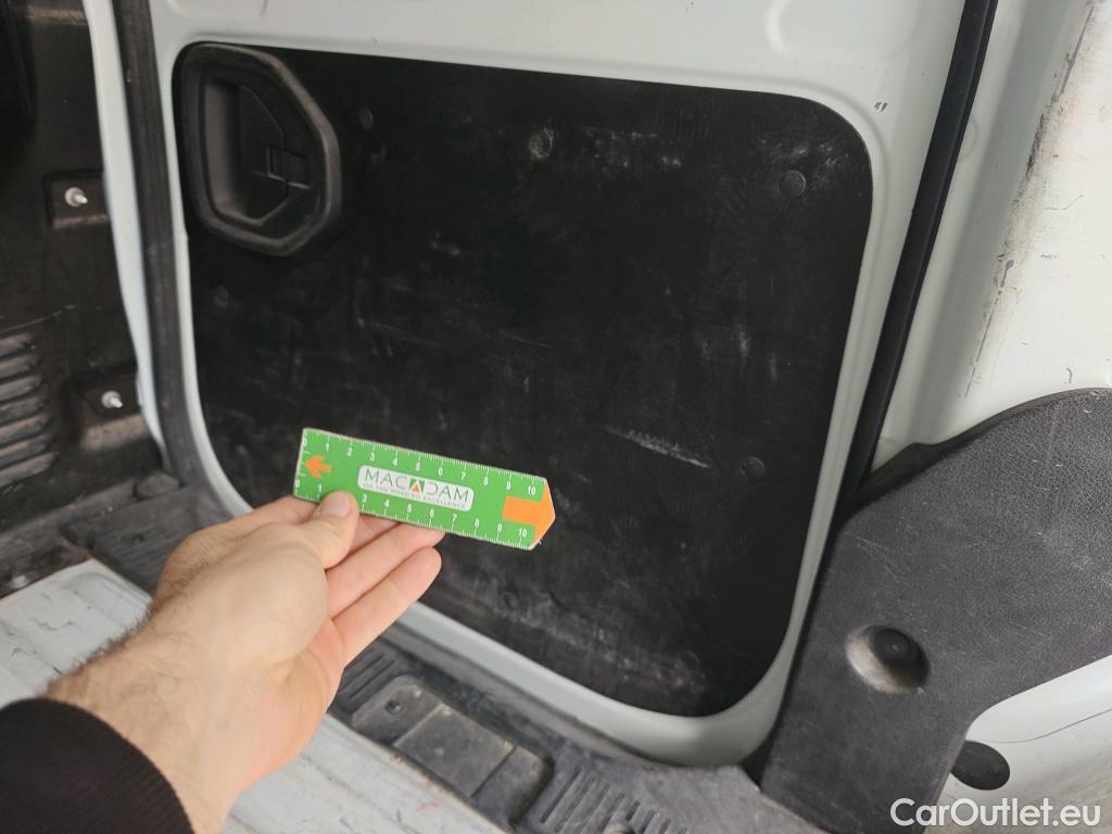  Renault  EXPRESS RENAULT  / 2021 / 4P / furgón derivado de turismo Confort 1.5 Blue dCi 70 kW (95 cv) #3