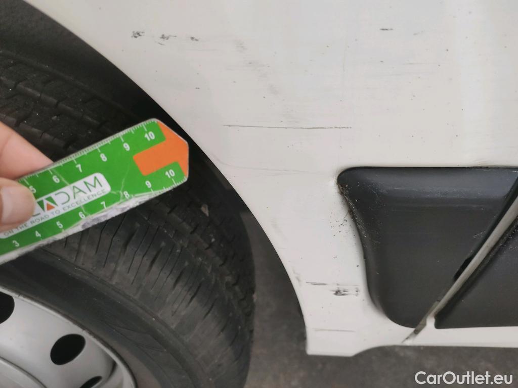  Peugeot  Boxer PEUGEOT  / 2014 / 4P / combi Combi 5/9 Pl 330 L1H1 BlueHDi 88KW (120) #22