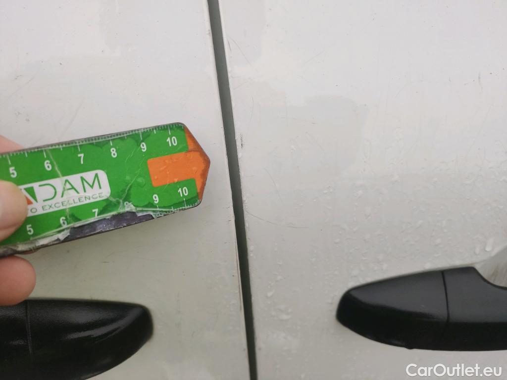  Renault  Kangoo RENAULT  Furgón/2021/4P/furgón derivado de turismo Profes. 1.5 Blue dCi 70kW  #13