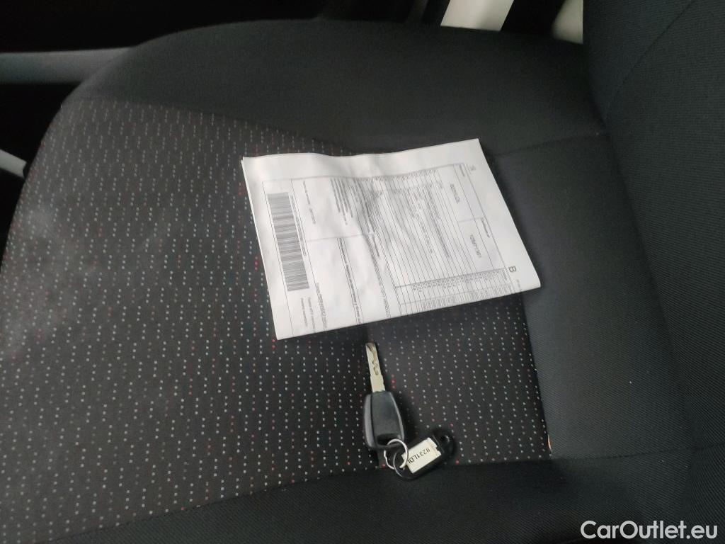  Peugeot  Boxer PEUGEOT  / 2014 / 4P / combi Combi 5/9 Pl 330 L1H1 BlueHDi 88KW (120) #27