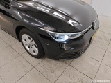  Volkswagen  Golf  Volkswagen Variant 1.0 eTSI 81kW DSG Life Business 5d #38