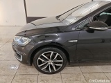 Volkswagen  Golf  Volkswagen E-DITION 2019 5d #24