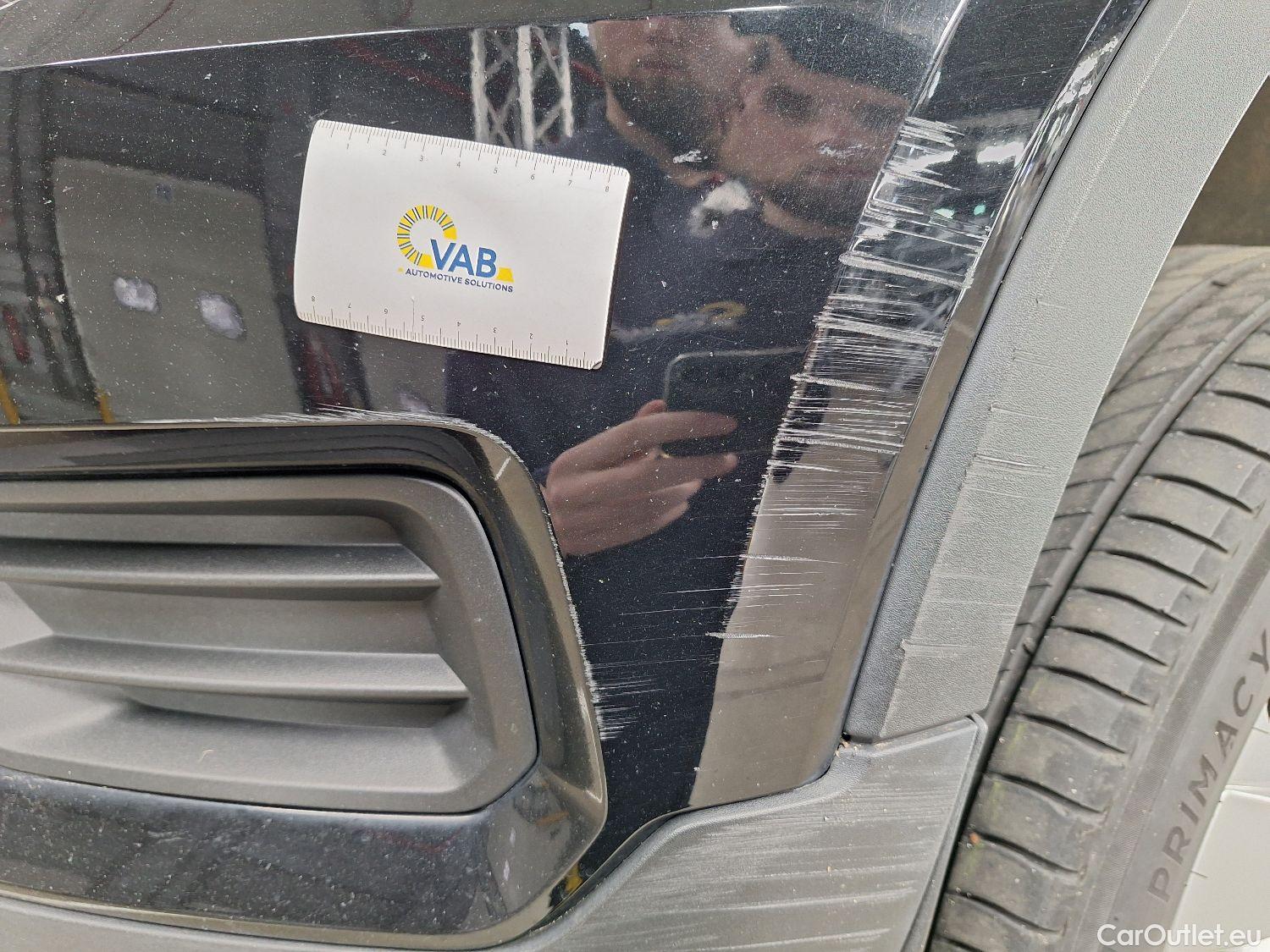  Volvo  XC 40 Volvo, XC40 '17, Volvo XC40 D3 Geartronic Momentum Pro 5d #5