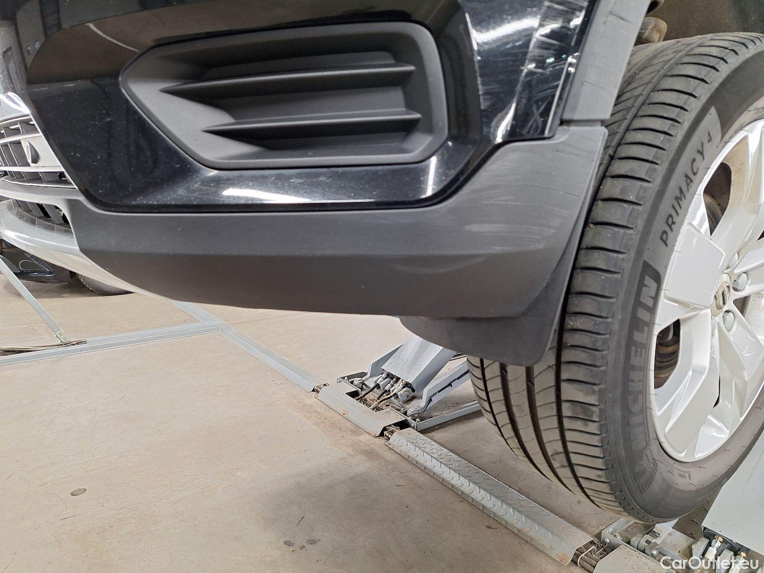  Volvo  XC 40 Volvo, XC40 '17, Volvo XC40 D3 Geartronic Momentum Pro 5d #7