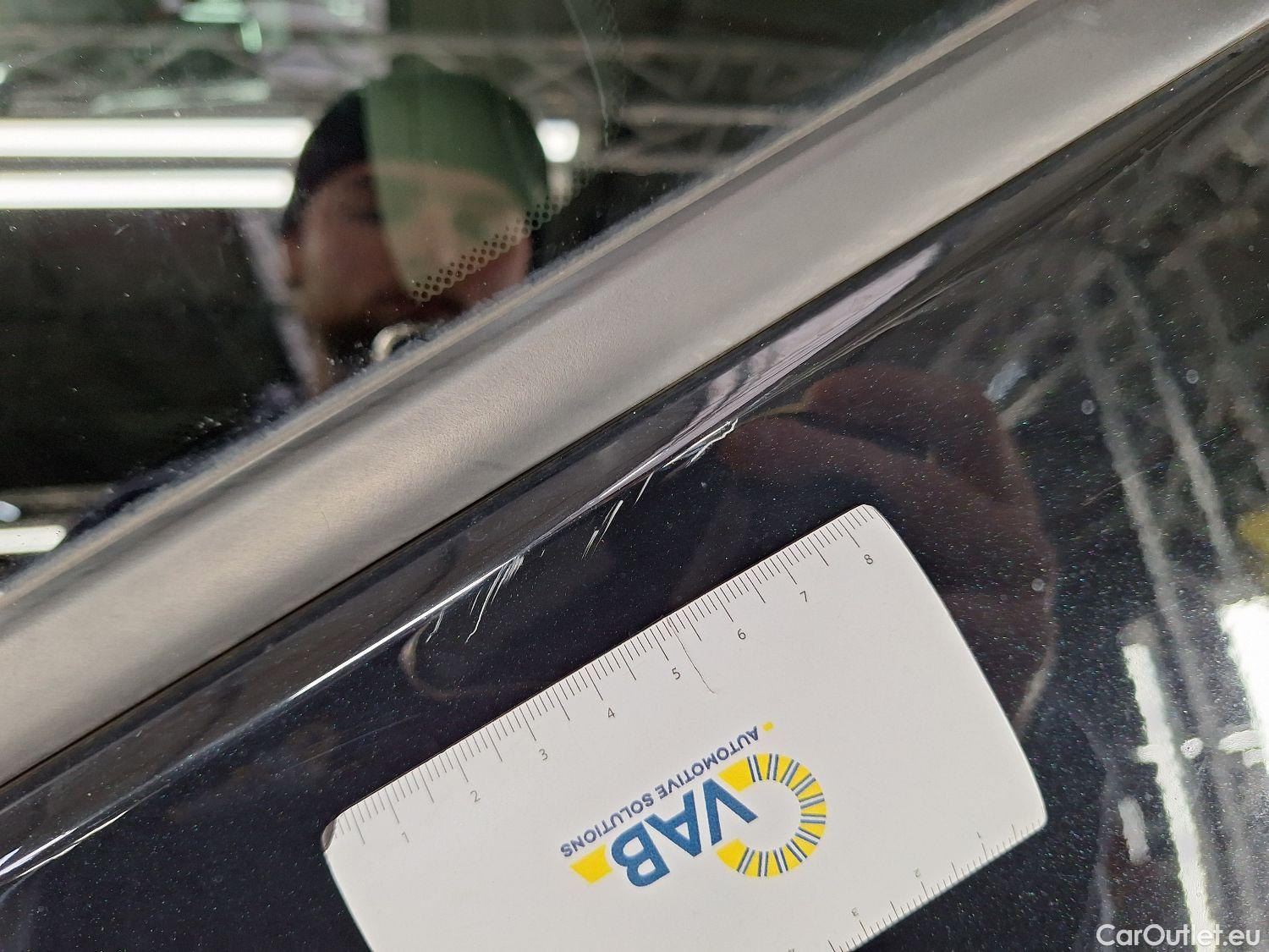  Volvo  XC 40 Volvo, XC40 '17, Volvo XC40 D3 Geartronic Momentum Pro 5d #31