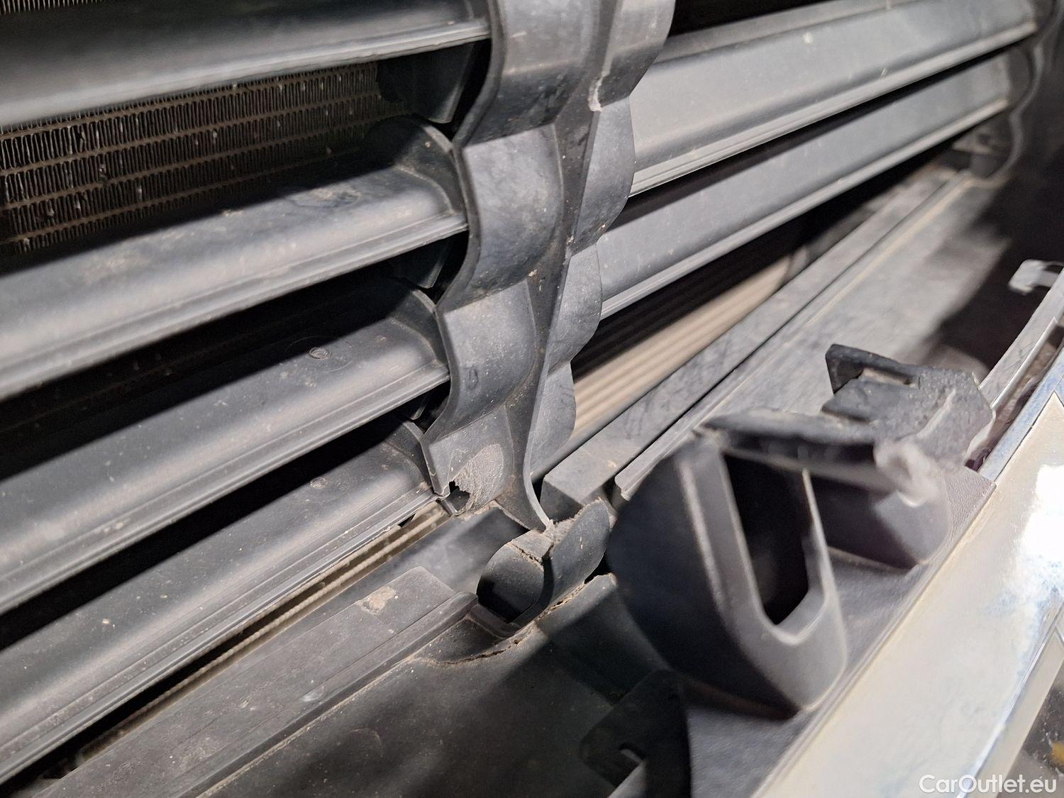  Volvo  XC 40 Volvo, XC40 '17, Volvo XC40 D3 Geartronic Momentum Pro 5d #14