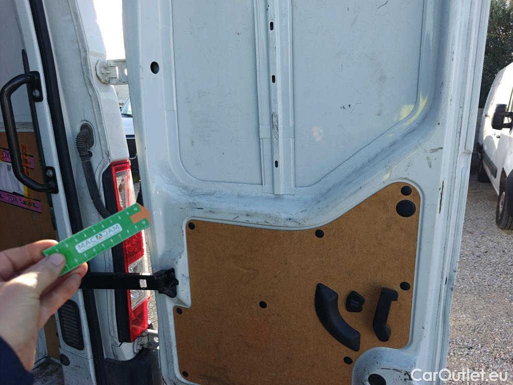  Opel  Movano OPEL  / 2019 / 4P / furgón 2.3 CDTI 99kW (135CV) L2 H2 F 3.5t (AC) #19