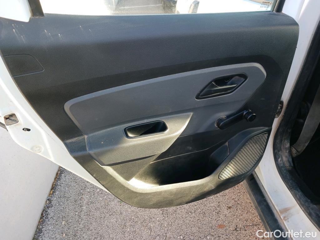  Dacia  Duster DACIA  / 2018 / 5P / todoterreno Essent. Blue dCi 85kW (115CV) 4X2 #28