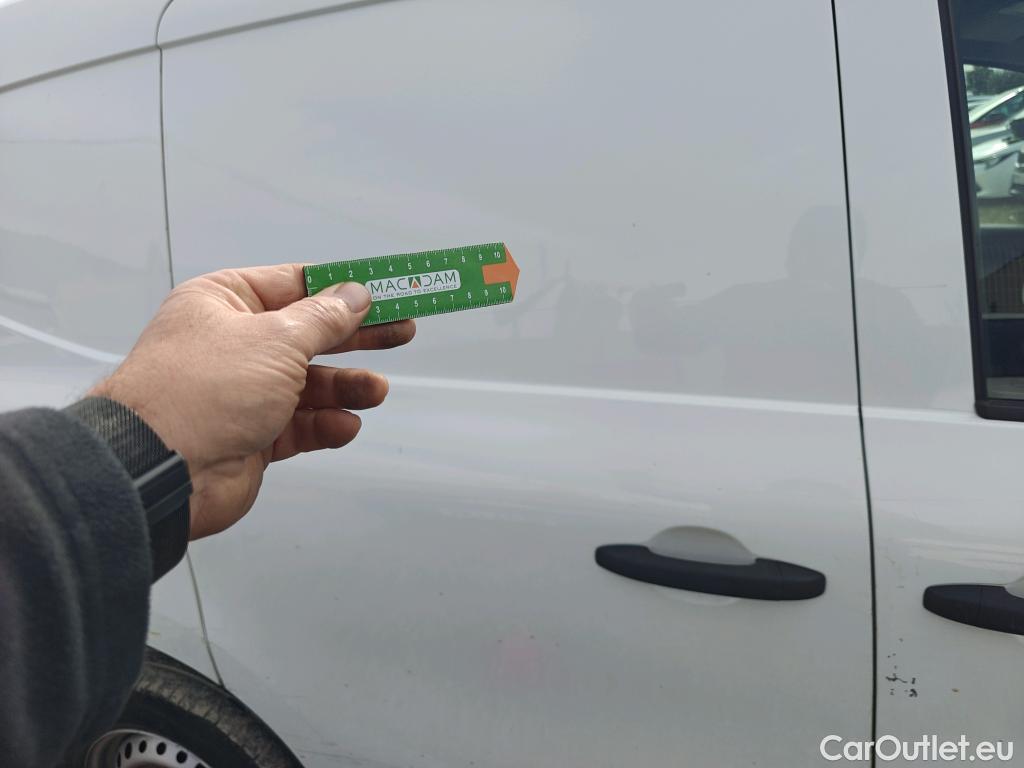  Mercedes  Citan MERCEDES-BENZ  / 2021 / 4P / furgón derivado de turismo 110 CDI 70kW Furgón Base Largo #37