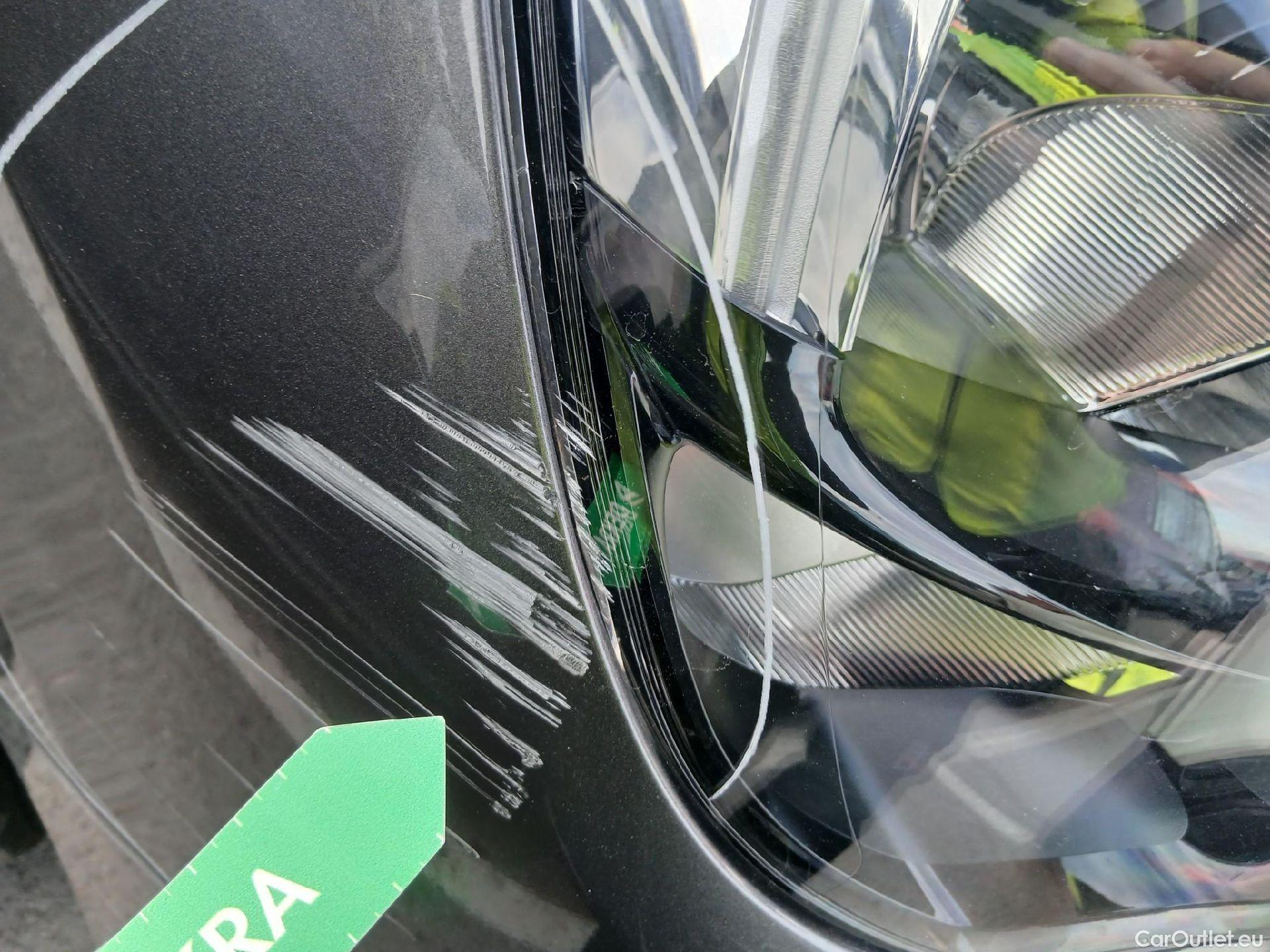  Opel  Combo OPEL  Life / 2018 / 5P / monovolumen compacto 1.2 T 96kW (130CV) S/S Elegance L Auto #6