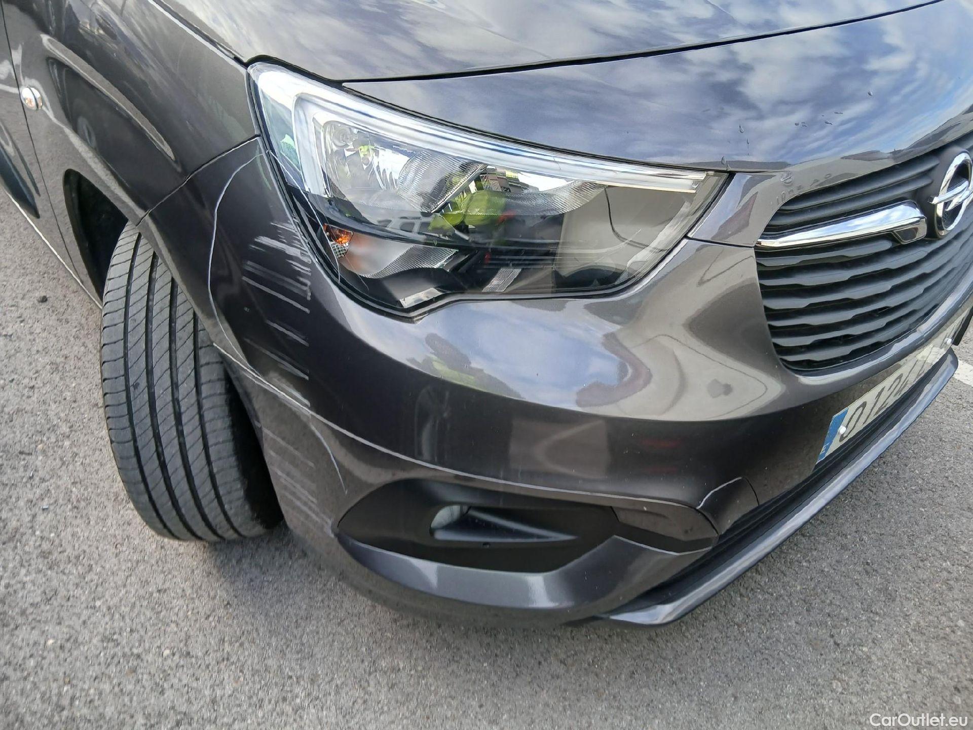  Opel  Combo OPEL  Life / 2018 / 5P / monovolumen compacto 1.2 T 96kW (130CV) S/S Elegance L Auto #8