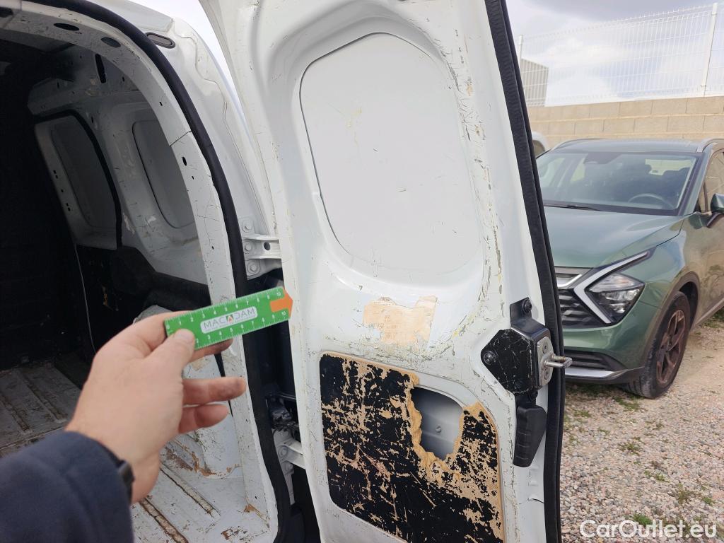  Mercedes  Citan MERCEDES-BENZ  / 2021 / 4P / furgón derivado de turismo 110 CDI 70kW Furgón Base Largo #13