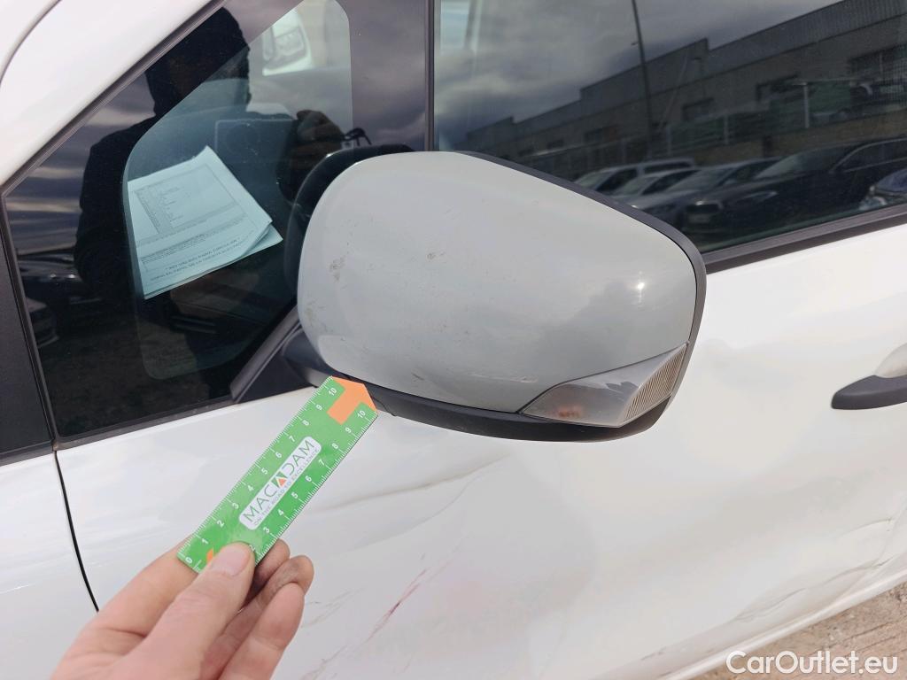  Mercedes  Citan MERCEDES-BENZ  / 2021 / 4P / furgón derivado de turismo 110 CDI 70kW Furgón Base Largo #76