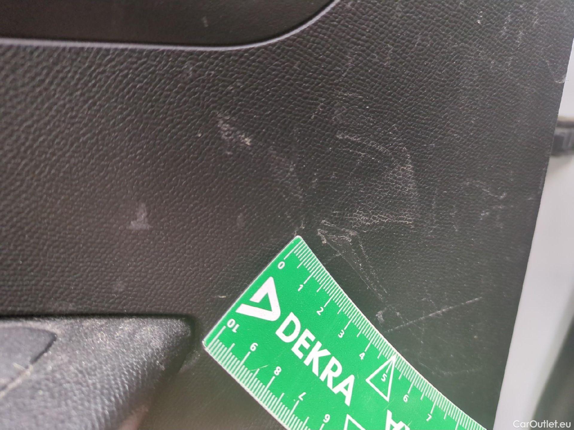  Peugeot  208  Premium 1.5 HDi 100CV BVM6 E6d #30