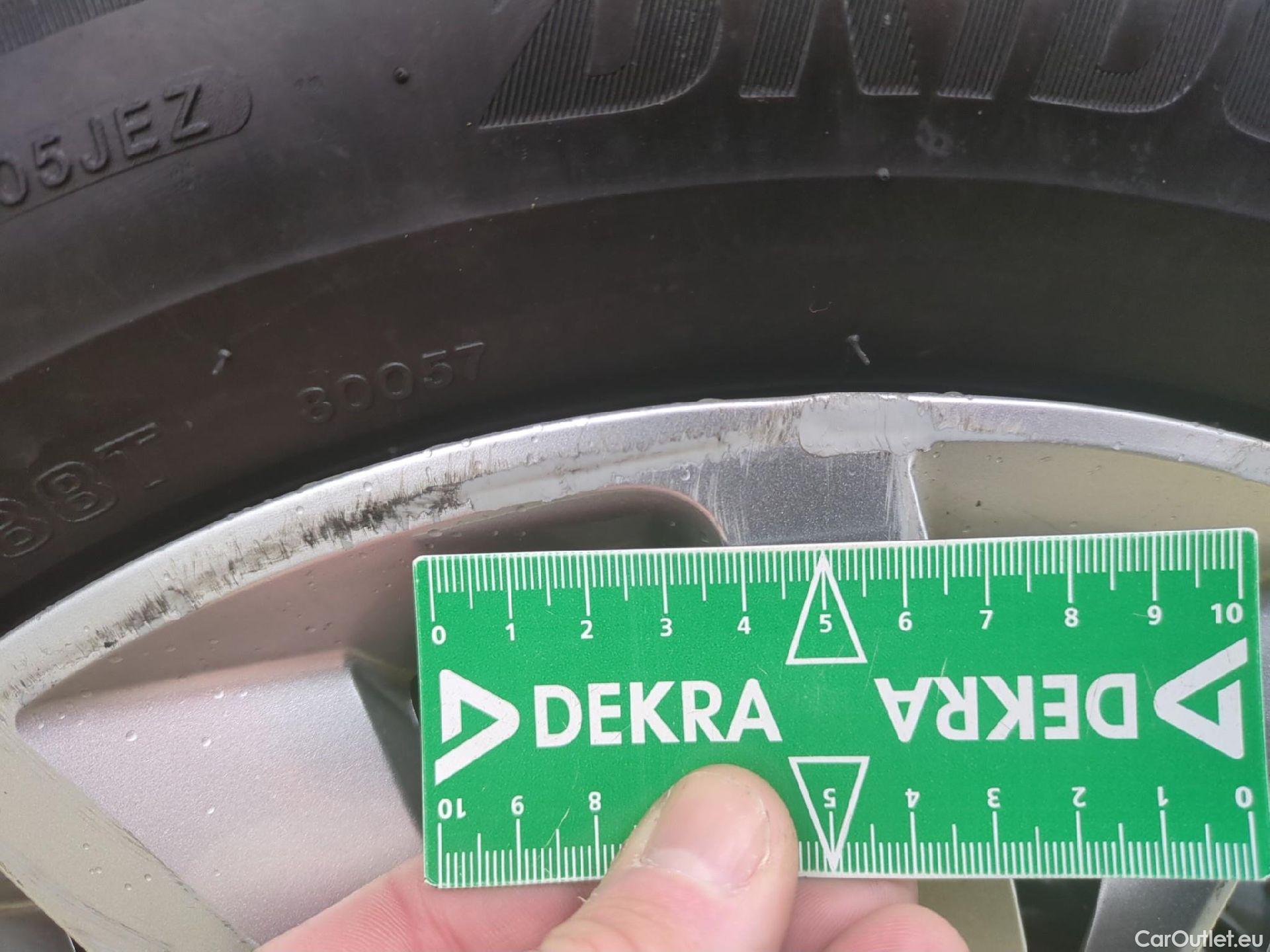  Peugeot  208  Premium 1.5 HDi 100CV BVM6 E6d #3