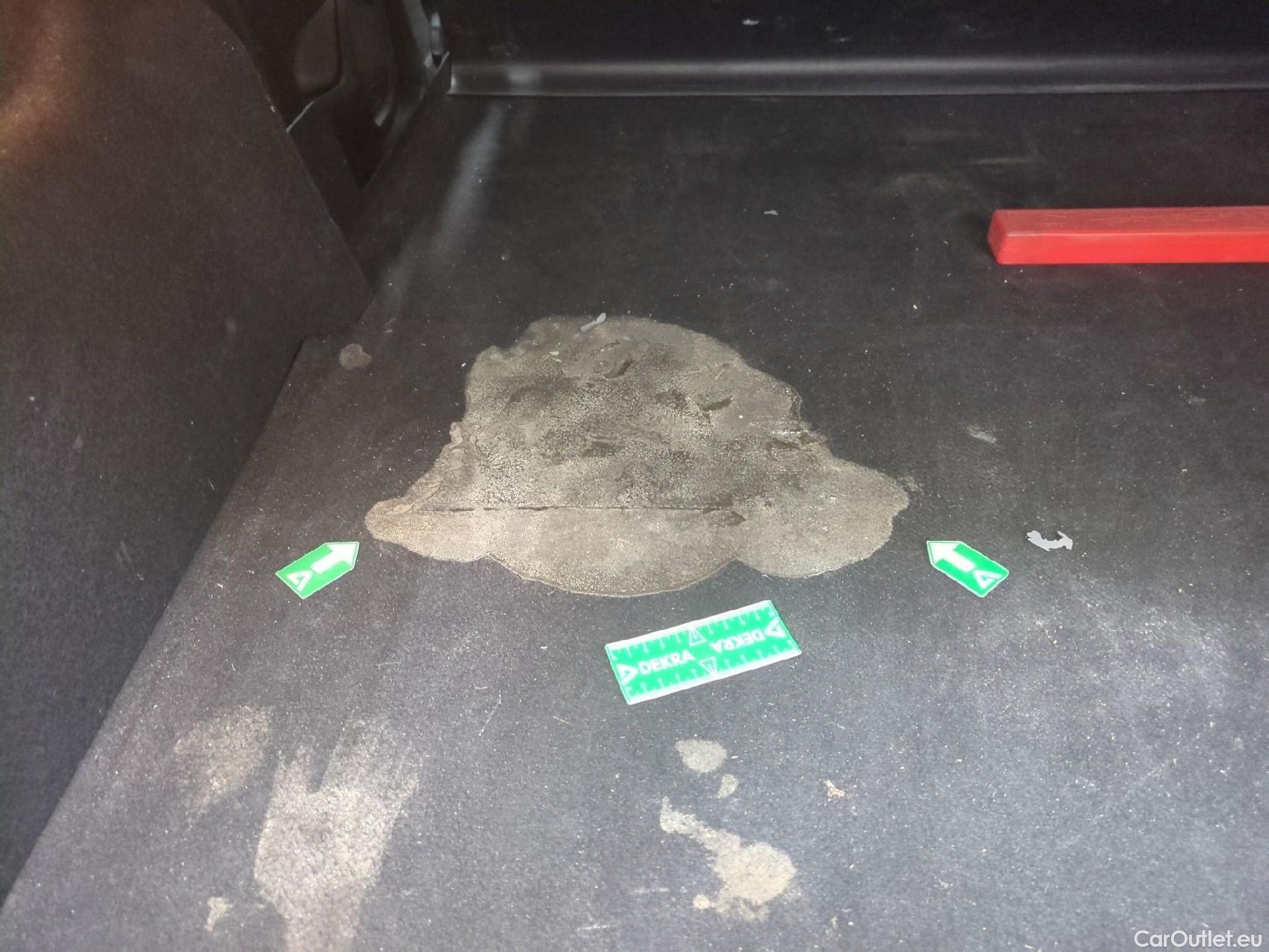  Peugeot  208  Premium 1.5 HDi 100CV BVM6 E6d #14