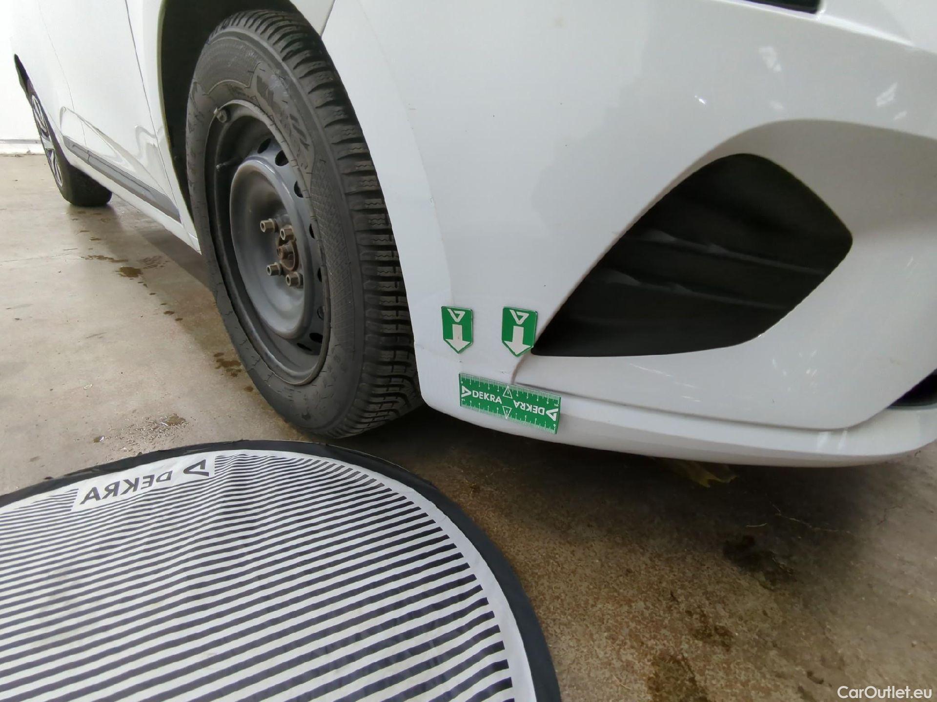  Renault  Clio  V Equilibre 1.0 TCe 90CV BVM6 E6d #14