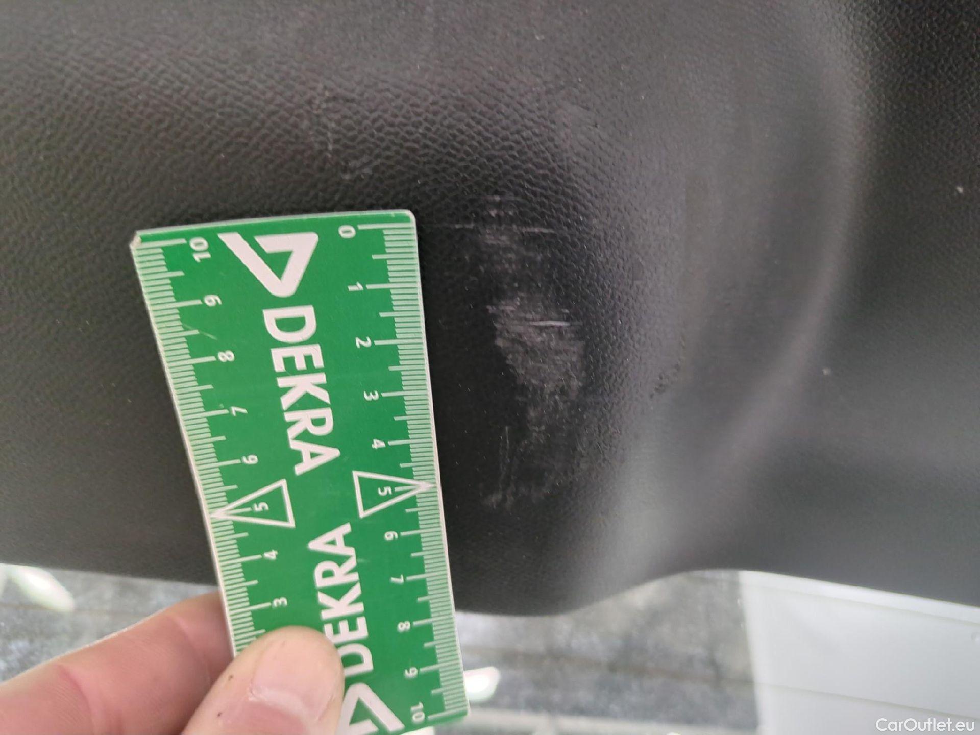  Peugeot  208  Premium 1.5 HDi 100CV BVM6 E6d #35