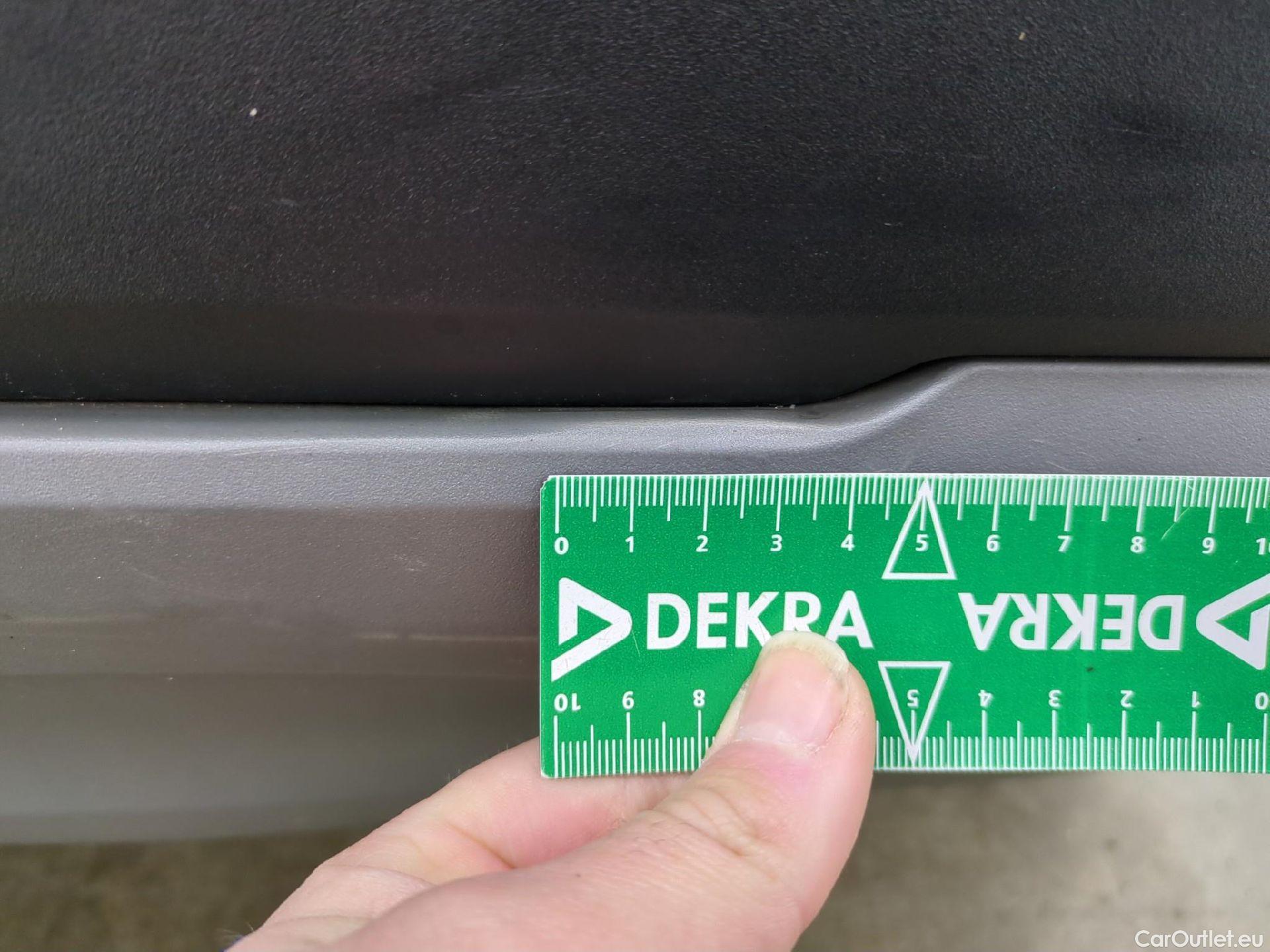  Bmw  X1 Série  sDrive16d Lounge 1.5 115CV BVA7 E6dT #17