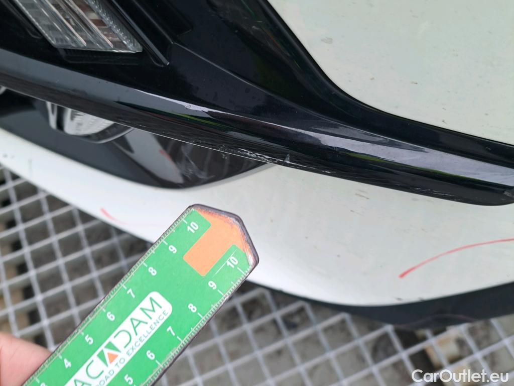  KIA  Niro KIA  / 2019 / 5P / crossover 1.6 GDi HEV 104kW (141CV) Drive #40