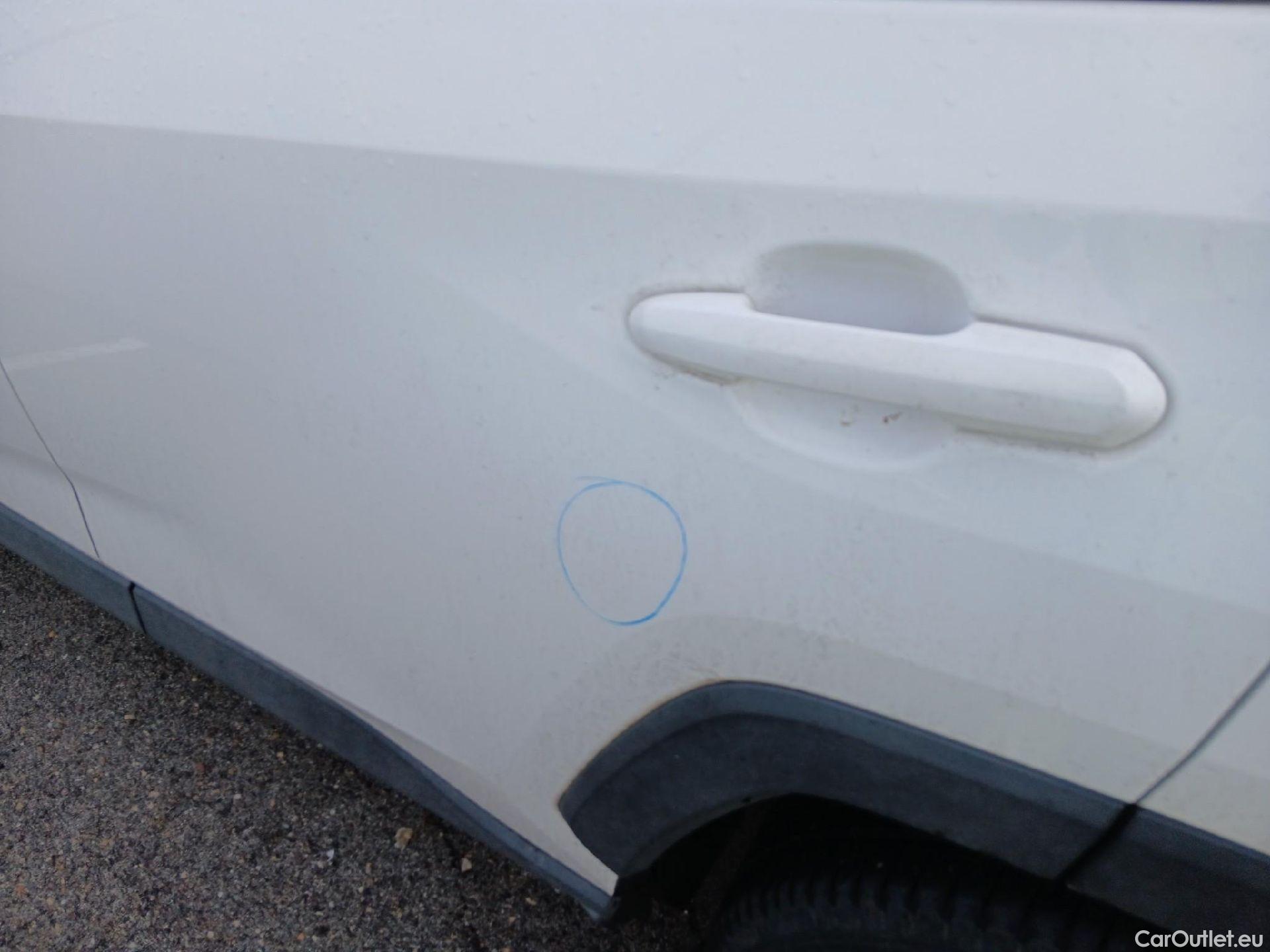  Toyota  RAV4 TOYOTA  / 2018 / 5P / todoterreno 2.5l 220H Business #13