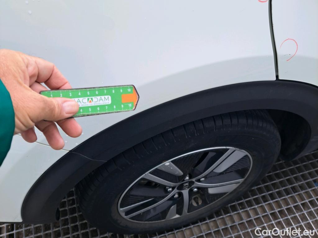  KIA  Niro KIA  / 2019 / 5P / crossover 1.6 GDi HEV 104kW (141CV) Drive #55