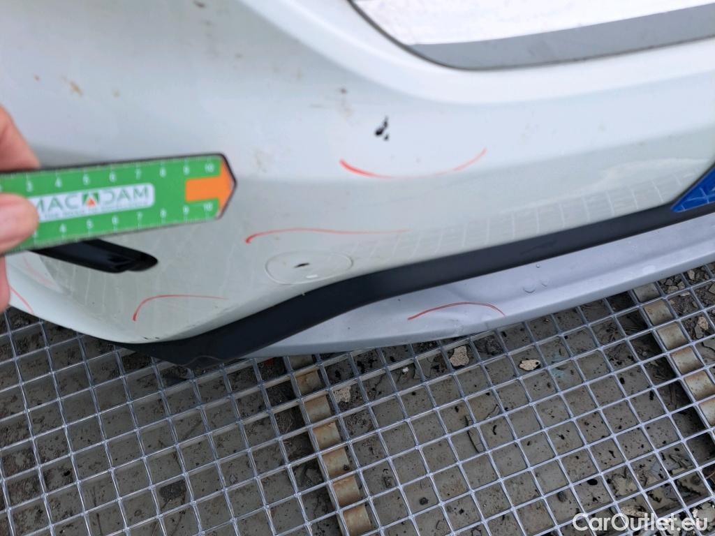  KIA  Niro KIA  / 2019 / 5P / crossover 1.6 GDi HEV 104kW (141CV) Drive #33