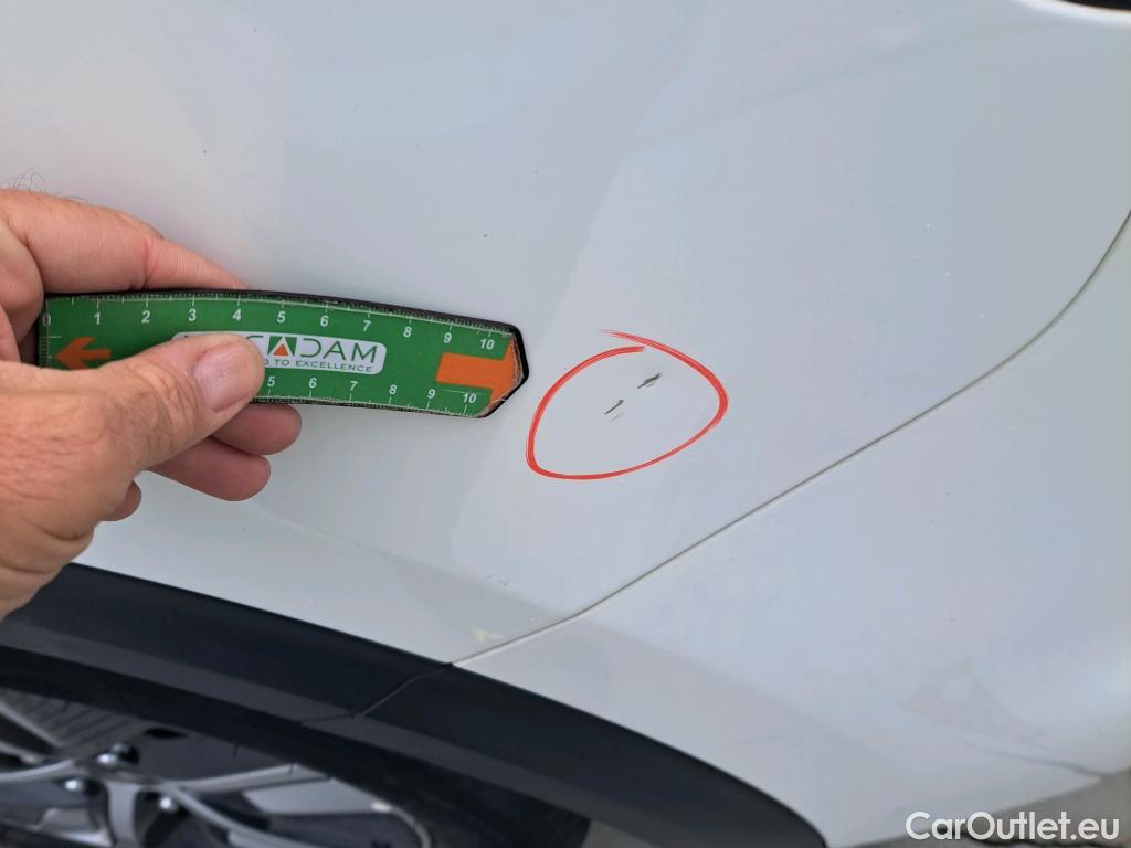  KIA  Niro KIA  / 2019 / 5P / crossover 1.6 GDi HEV 104kW (141CV) Drive #19