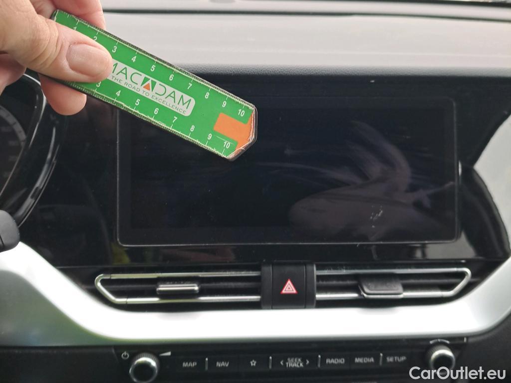  KIA  Niro KIA  / 2019 / 5P / crossover 1.6 GDi HEV 104kW (141CV) Drive #1