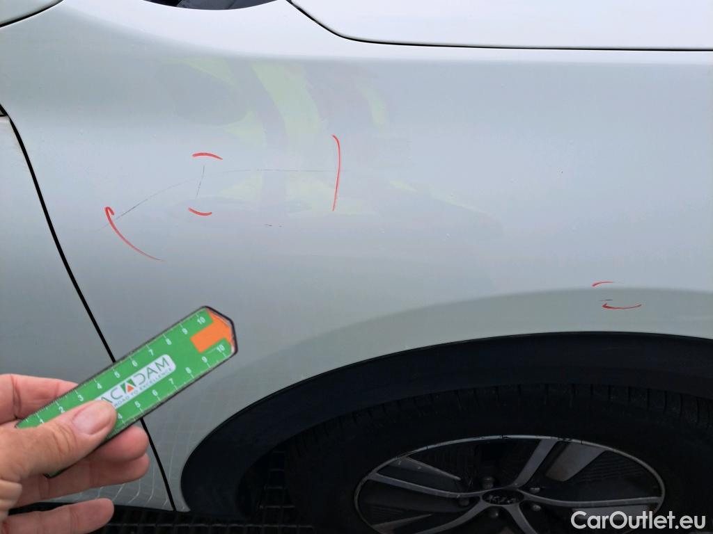  KIA  Niro KIA  / 2019 / 5P / crossover 1.6 GDi HEV 104kW (141CV) Drive #23