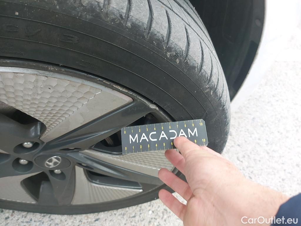  Hyundai   Ioniq HYUNDAI / 2019 / 5P / berlina con portón 1.6 GDI HEV Tecno DCT #15