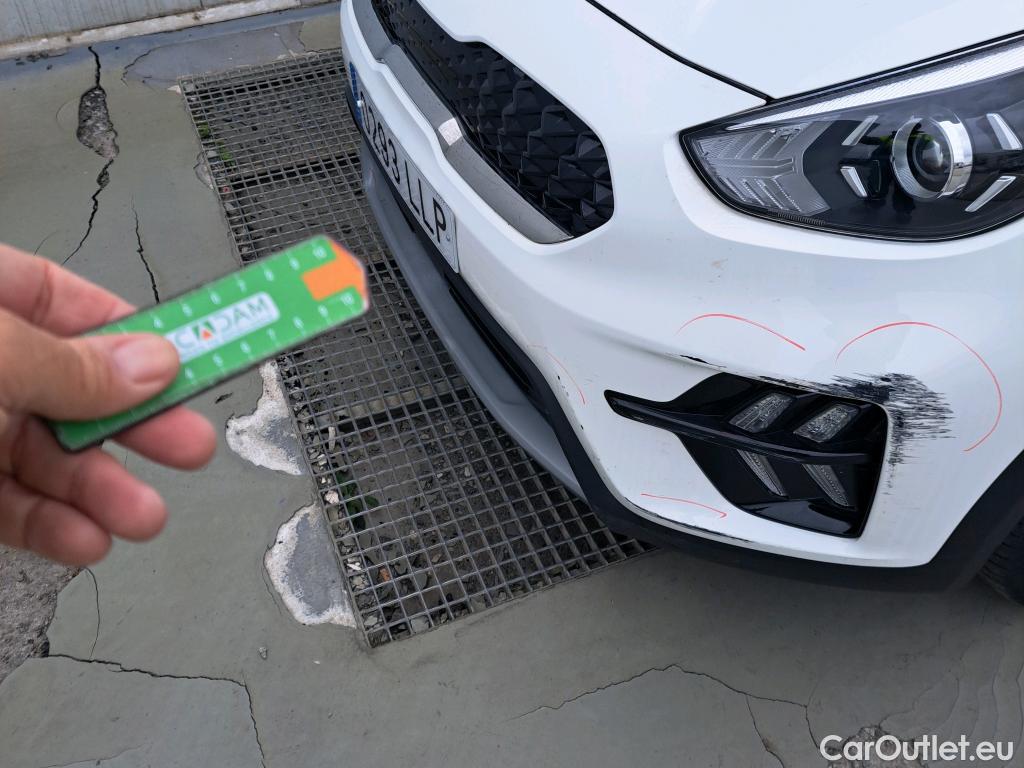  KIA  Niro KIA  / 2019 / 5P / crossover 1.6 GDi HEV 104kW (141CV) Drive #31