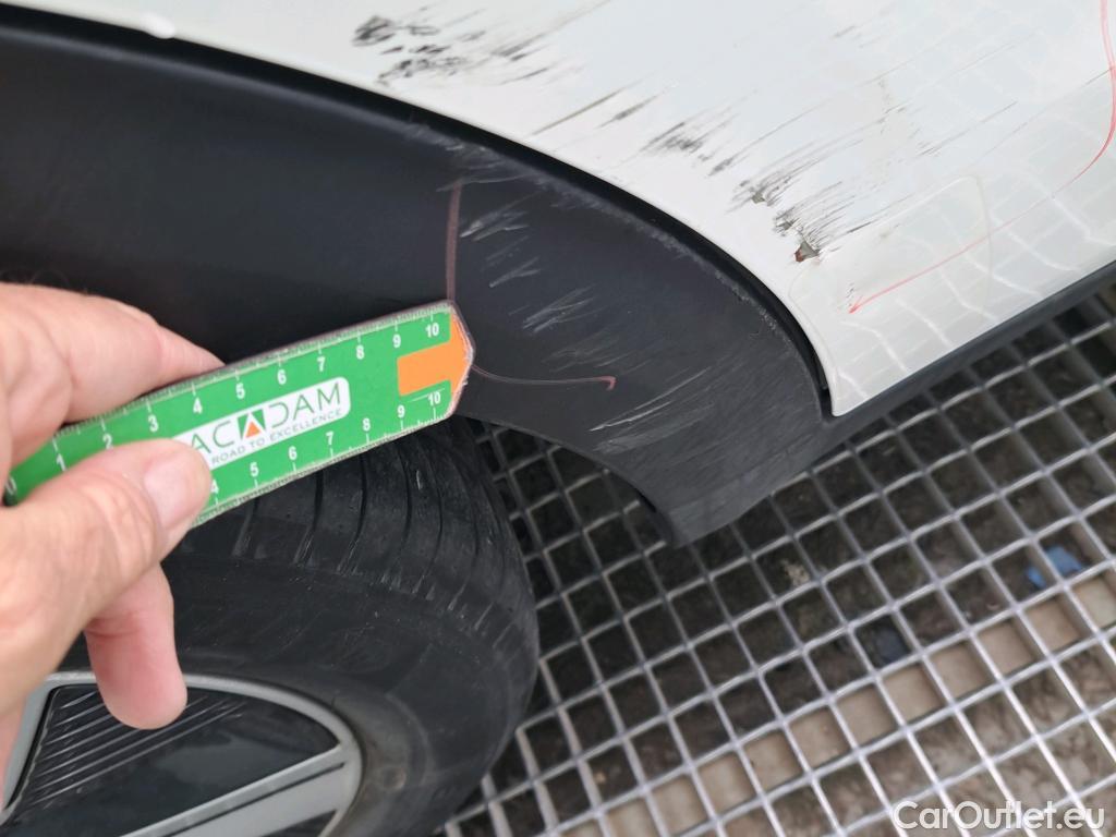  KIA  Niro KIA  / 2019 / 5P / crossover 1.6 GDi HEV 104kW (141CV) Drive #56