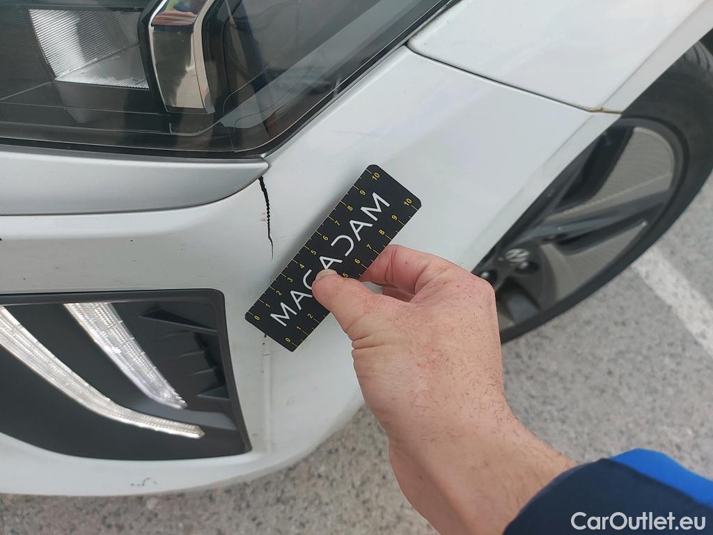  Hyundai   Ioniq HYUNDAI / 2019 / 5P / berlina con portón 1.6 GDI HEV Tecno DCT #6