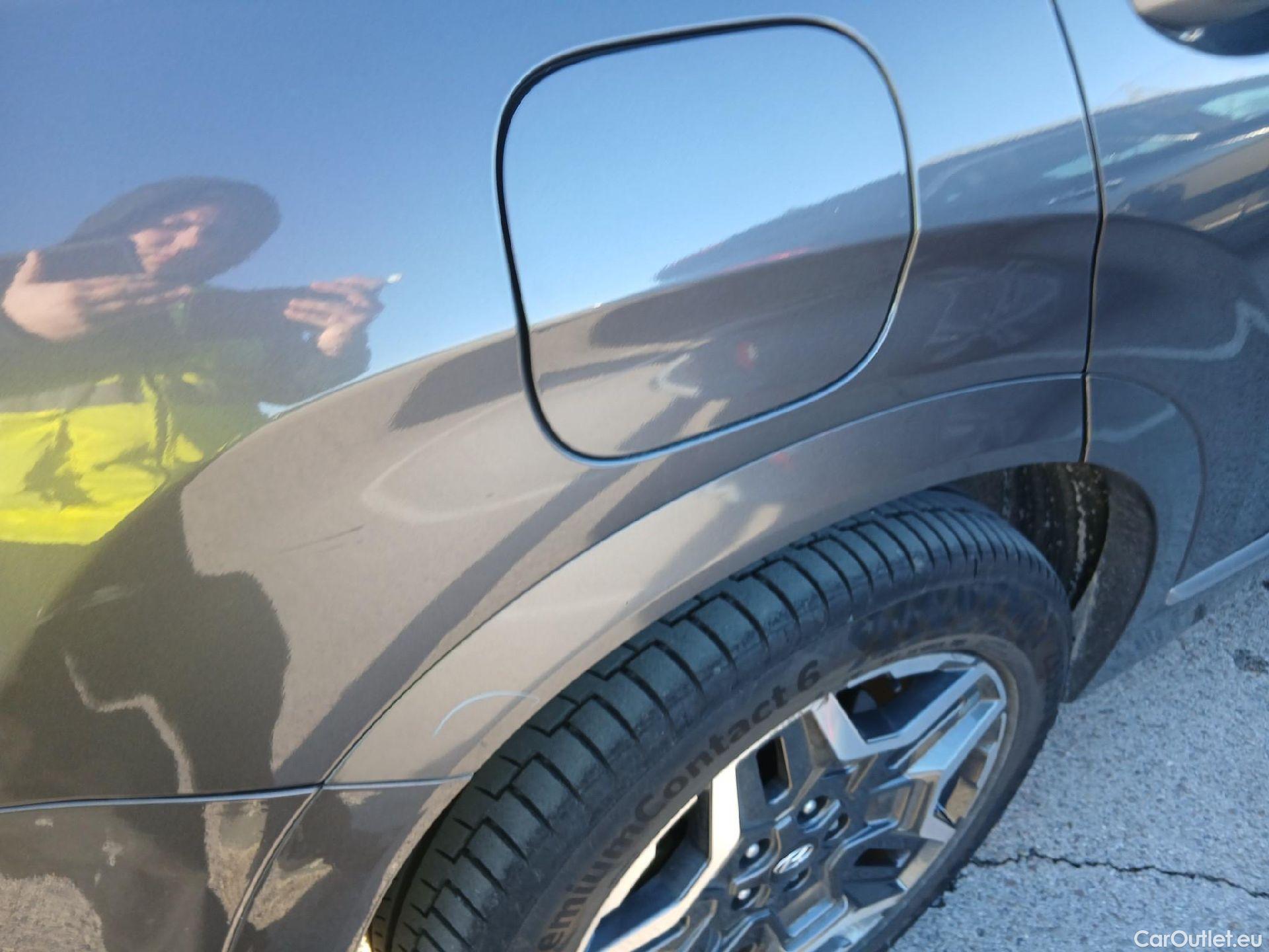  Hyundai  Santa Fe HYUNDAI  / 2021 / 5P / todoterreno 1.6 TGDi PHEV Style Auto 4x4 #22