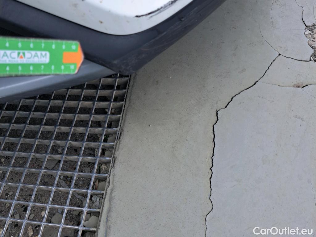  KIA  Niro KIA  / 2019 / 5P / crossover 1.6 GDi HEV 104kW (141CV) Drive #44