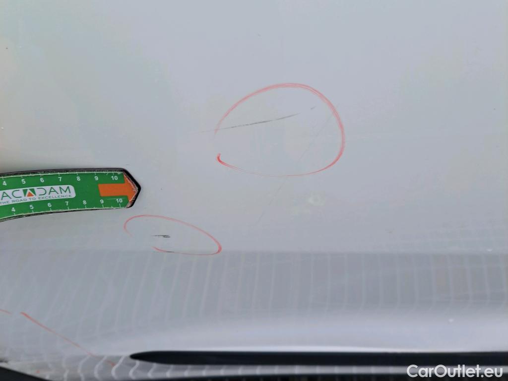  KIA  Niro KIA  / 2019 / 5P / crossover 1.6 GDi HEV 104kW (141CV) Drive #9