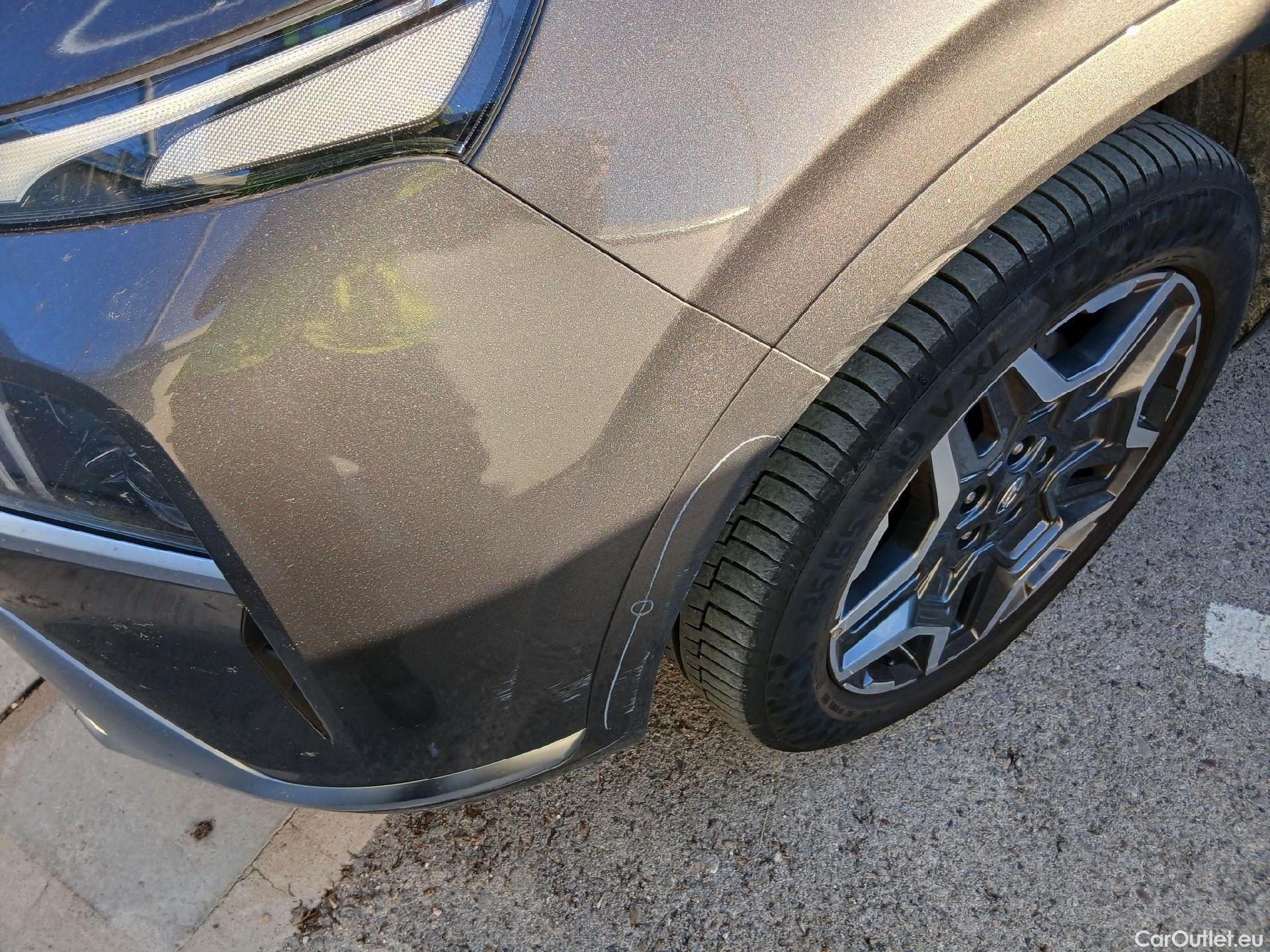  Hyundai  Santa Fe HYUNDAI  / 2021 / 5P / todoterreno 1.6 TGDi PHEV Style Auto 4x4 #10