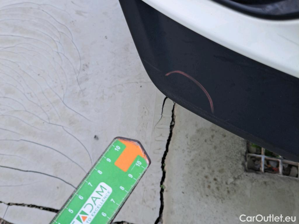  KIA  Niro KIA  / 2019 / 5P / crossover 1.6 GDi HEV 104kW (141CV) Drive #47