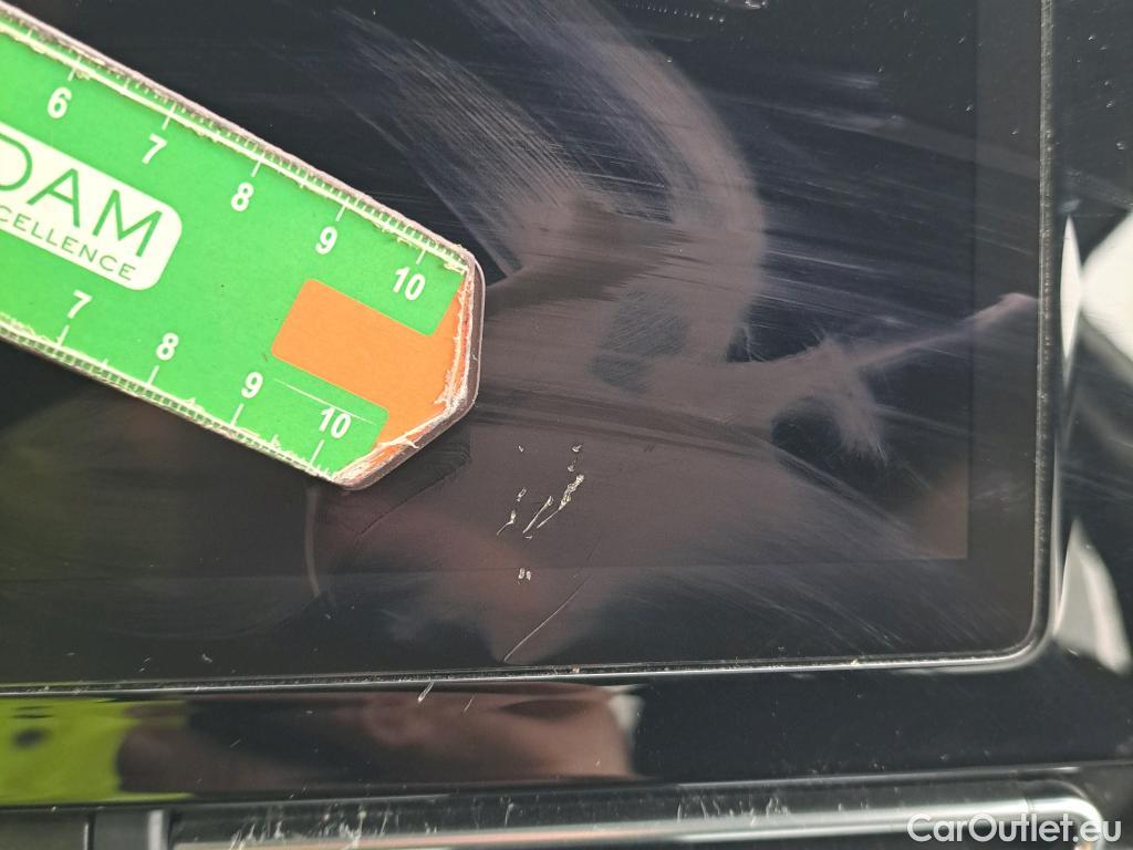  KIA  Niro KIA  / 2019 / 5P / crossover 1.6 GDi HEV 104kW (141CV) Drive #2