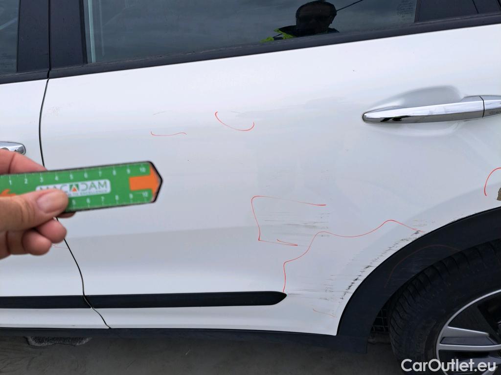  KIA  Niro KIA  / 2019 / 5P / crossover 1.6 GDi HEV 104kW (141CV) Drive #3