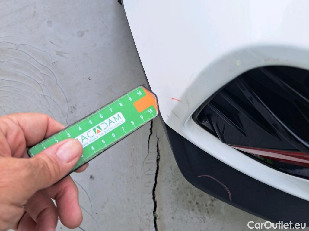  KIA  Niro KIA  / 2019 / 5P / crossover 1.6 GDi HEV 104kW (141CV) Drive #30