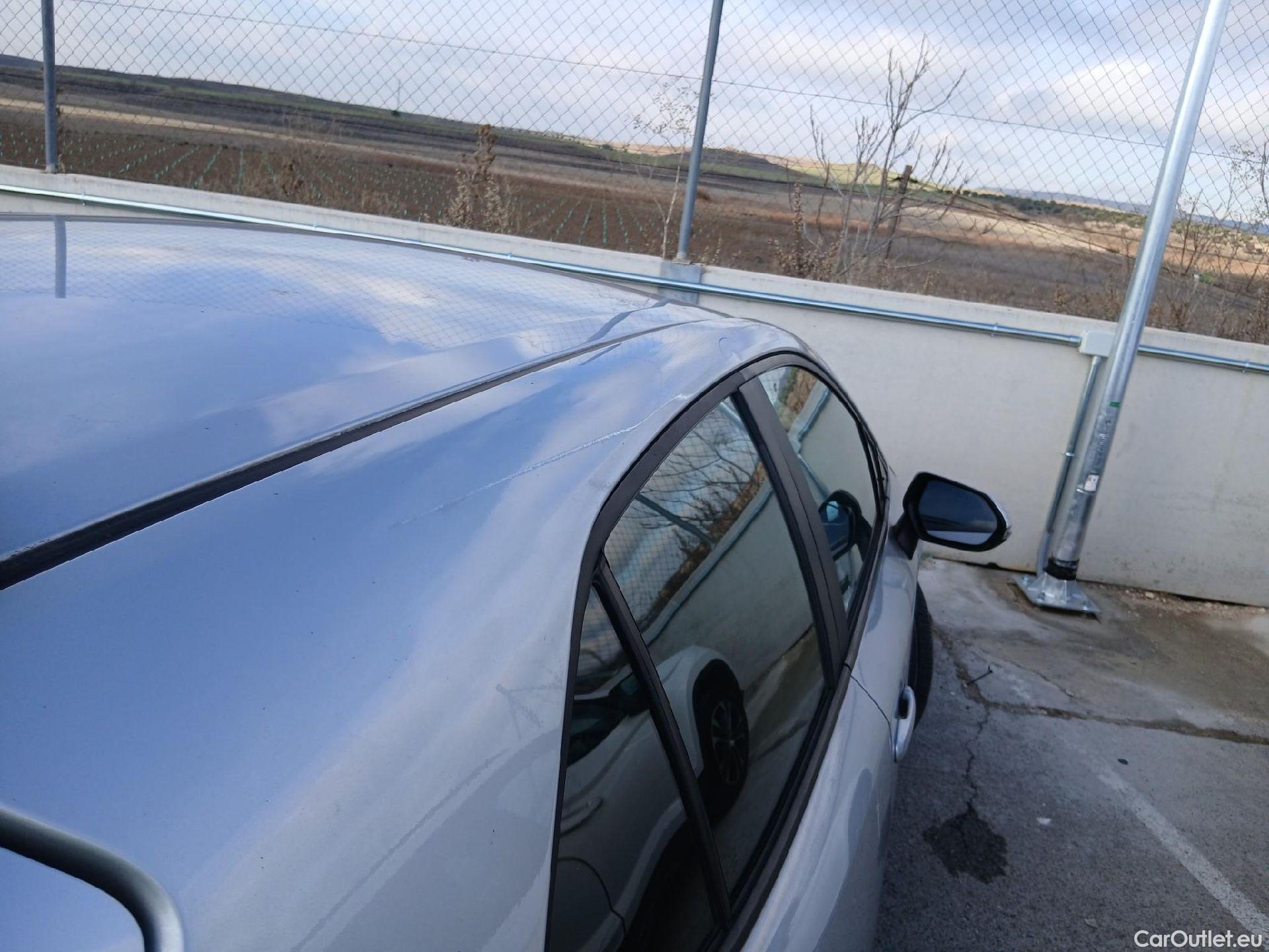  Toyota  Corolla TOYOTA  1.8 125H ACTIVE TECH E-CVT #31